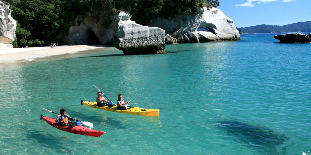 cathedral-cove-kayak-tours-3